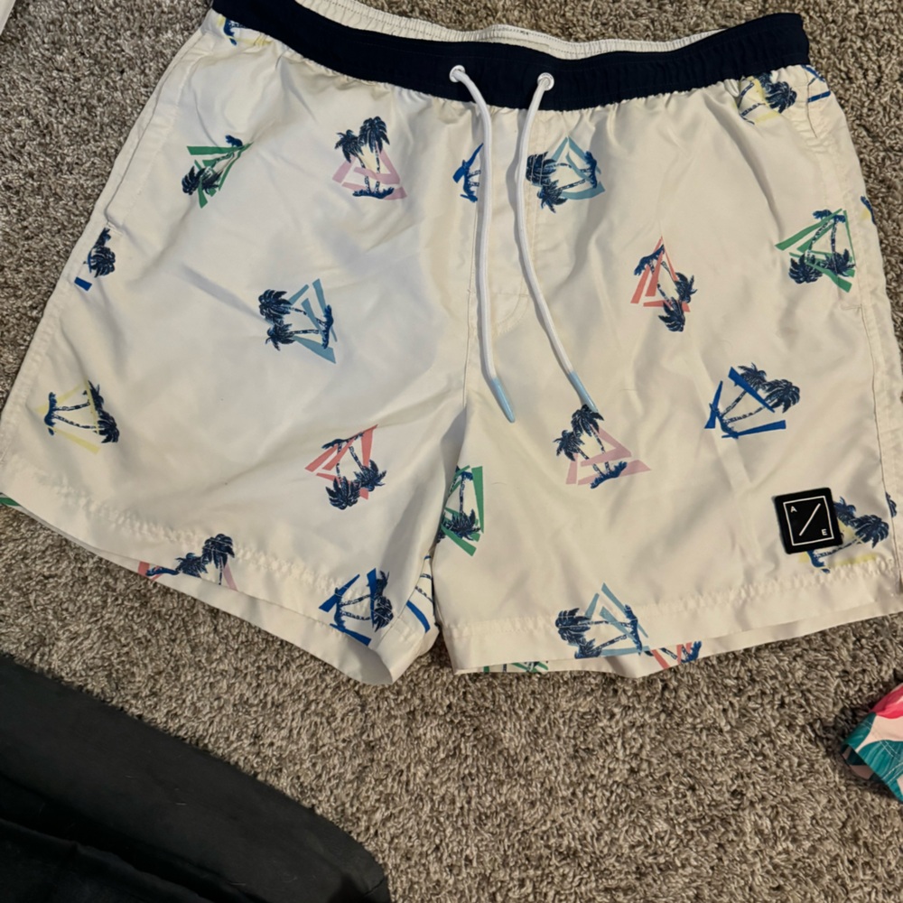 Men’s American Eagle swim trunks